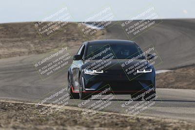 media/Nov-10-2025-Private Event (Mon) [[7fd464aee1]]/Advanced/Session 2 (Phil Hill)/